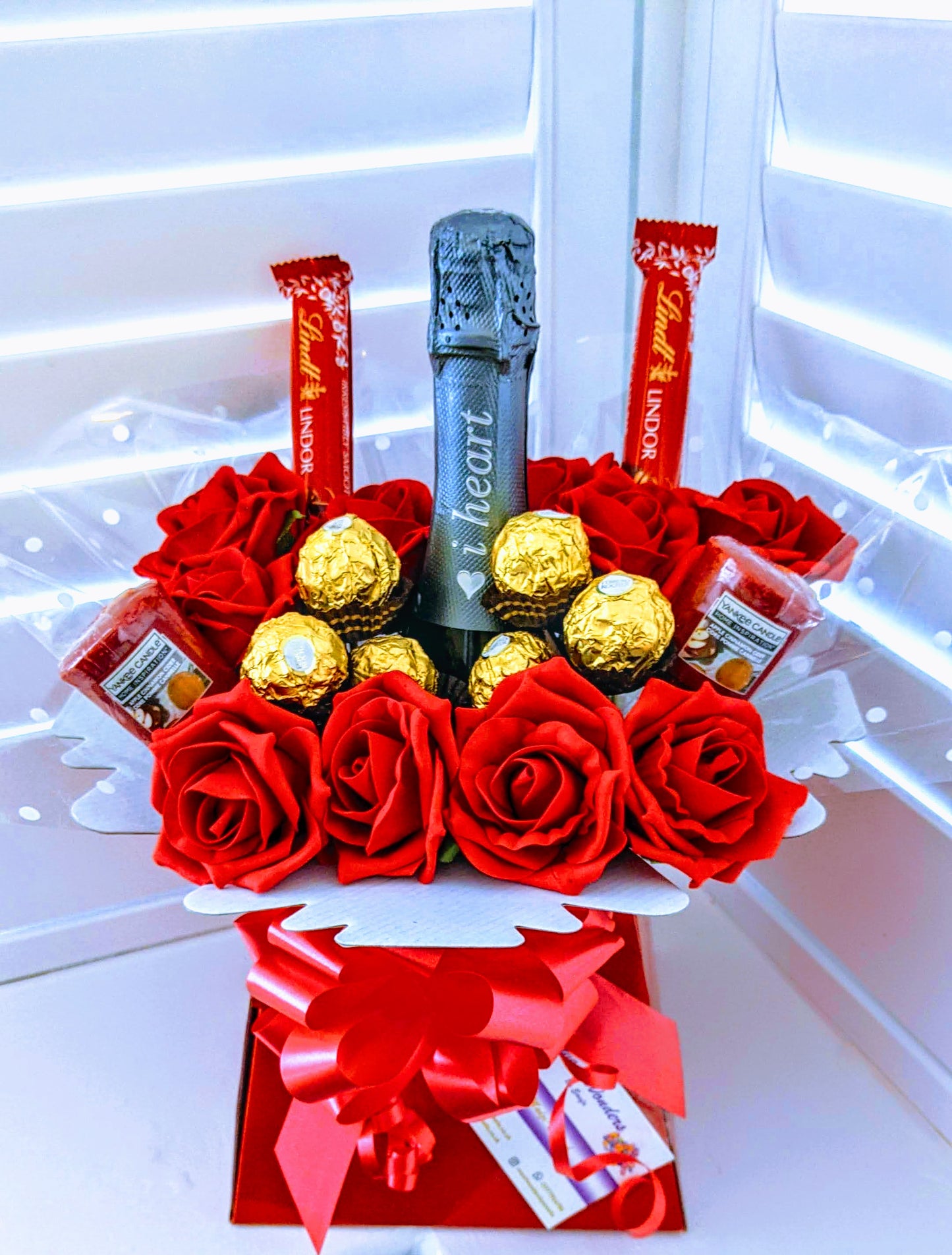 Buy Floral Candles Chocolates Drink Bouquets in Best price