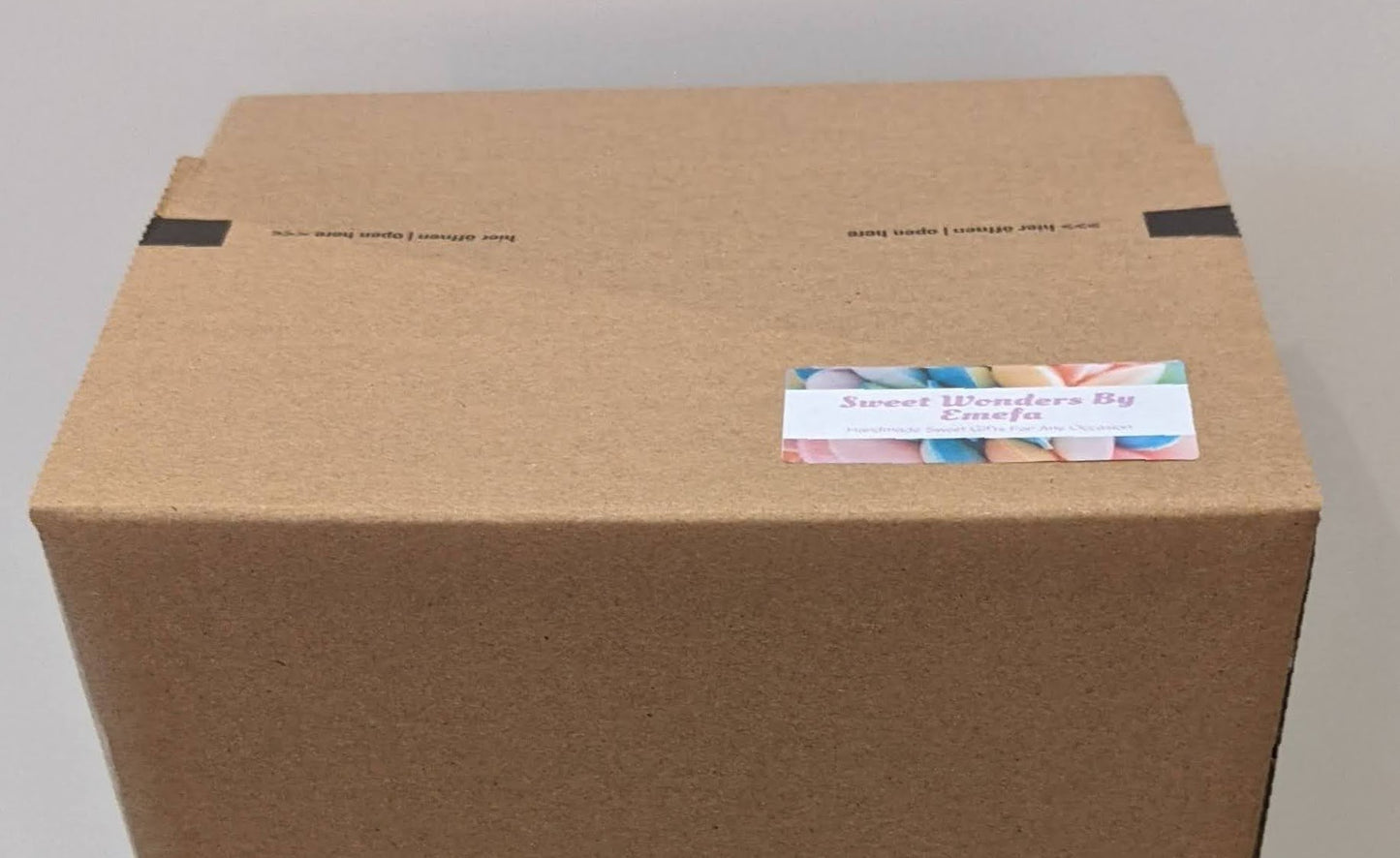Vegetarian Sweet Hamper from sweet wonders by Emefa