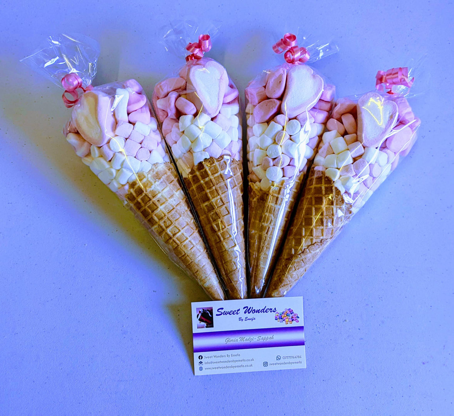 Deluxe Pretty Pink Sweet Cones